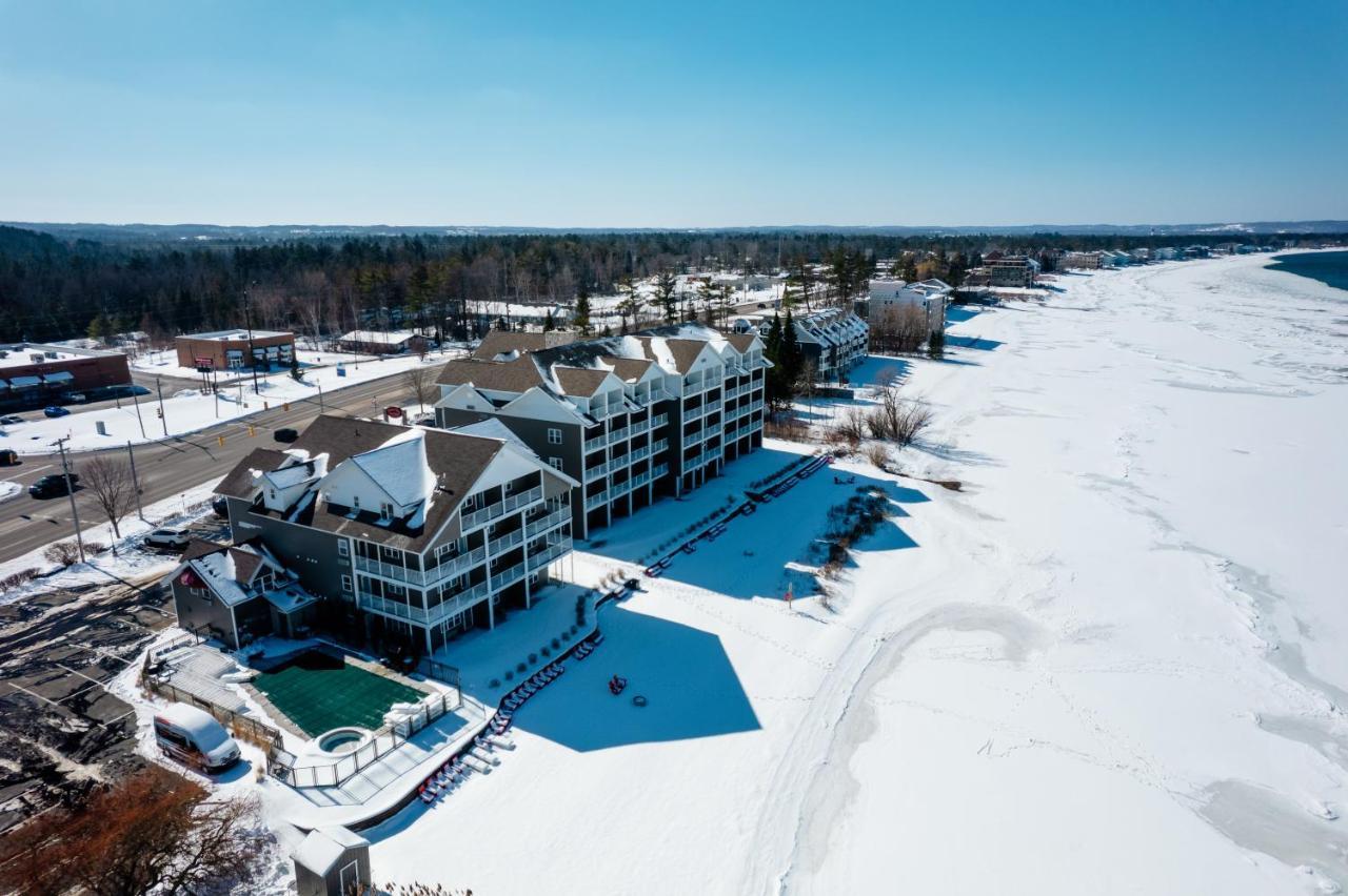 Cherry Tree Inn & Suites Traverse City Kültér fotó