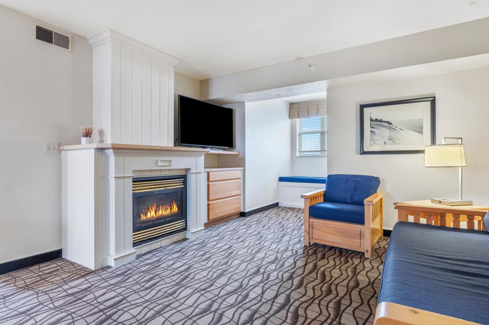 Cherry Tree Inn & Suites Traverse City Kültér fotó