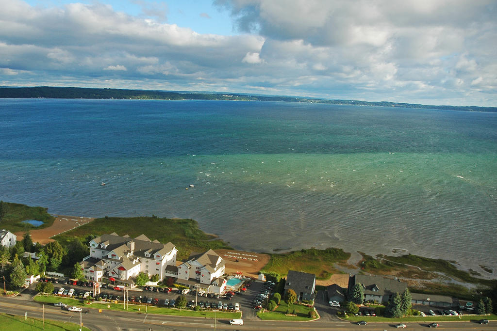 Cherry Tree Inn & Suites Traverse City Kültér fotó